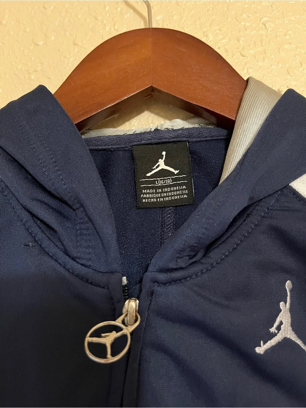Jordan Youth Boys Large Navy and White Full-Zip Hooded Track Jacket